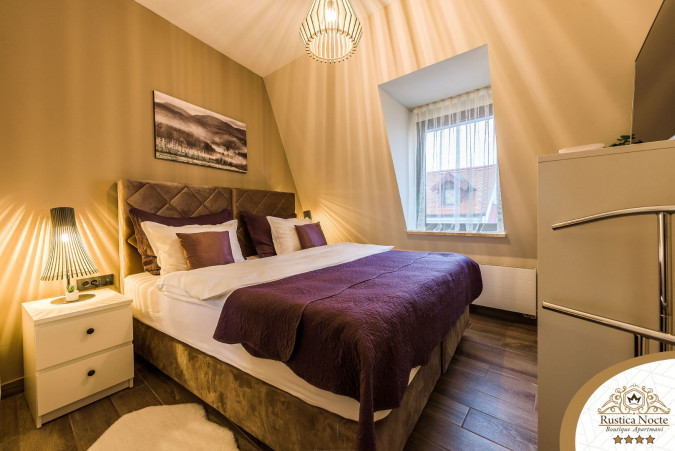 DELUXE DVOSOBAN APARTMAN SA TERASOM 5, Rustica Nocte Boutique apartmani u centru Požege, Slavonija Požega