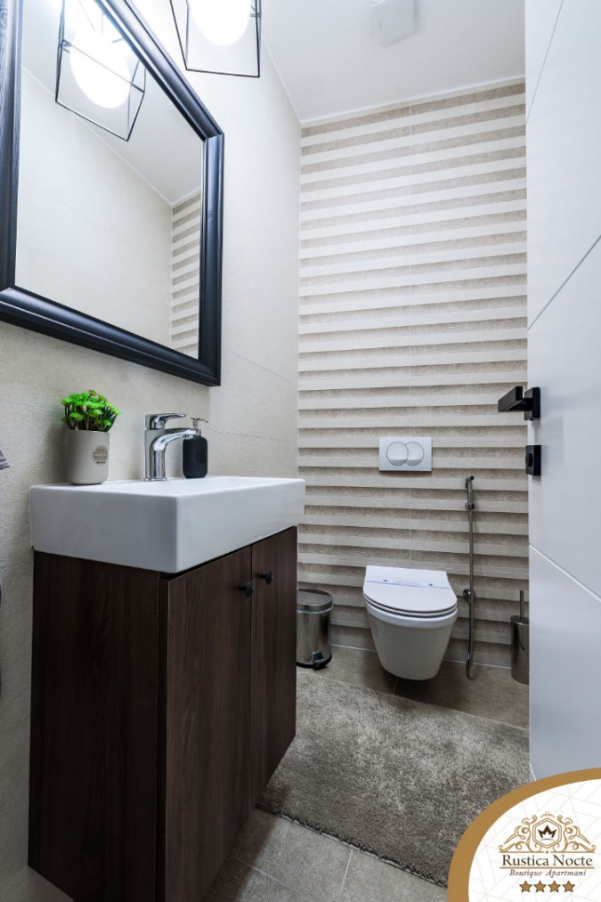 DELUXE DVOSOBAN APARTMAN SA TERASOM 5, Rustica Nocte Boutique apartmani u centru Požege, Slavonija Požega
