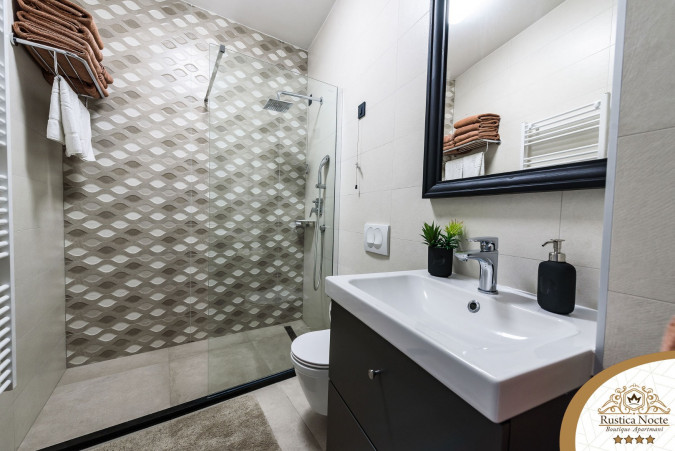 DELUXE DVOSOBAN APARTMAN S POGLEDOM NA GRAD 2, Rustica Nocte Boutique apartmani u centru Požege, Slavonija Požega