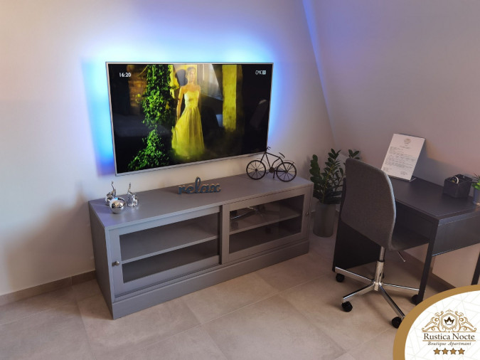 DELUXE JEDNOSOBAN APARTMAN 1, Rustica Nocte Boutique apartmani u centru Požege, Slavonija Požega